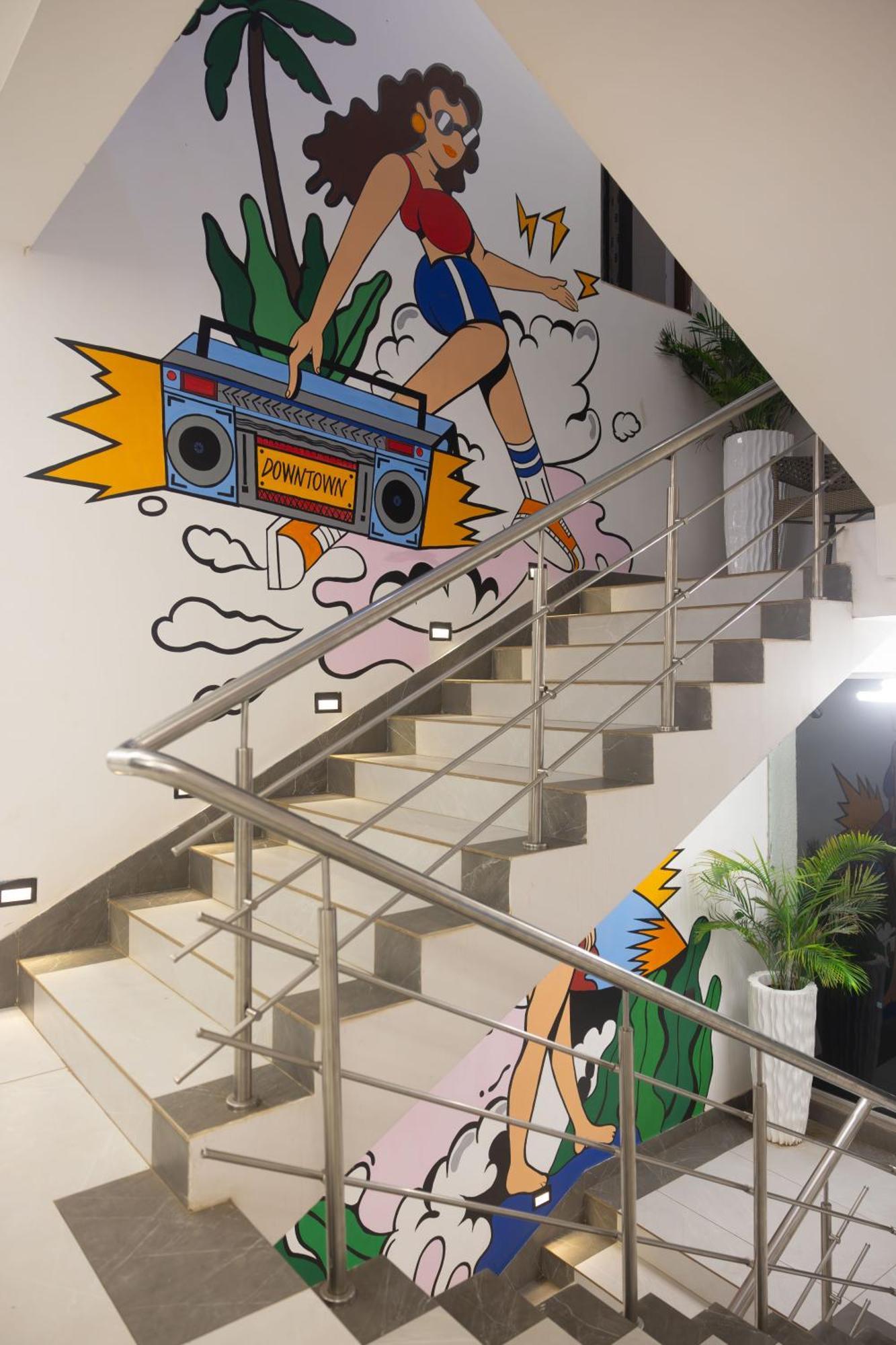 Downtown Hostels - Анжуна Екстер'єр фото